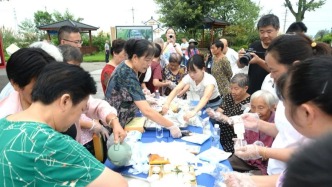 “文明乡风万家扬·月满中秋情意长” 这场活动让村民喜笑颜开