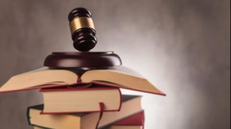 路边违法停车致儿童车祸死亡，车主是否要担责？