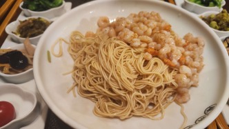 《云南米線發展報告2024》發布：生燙牛肉米線異軍突起