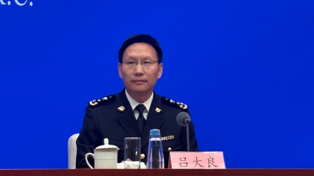 流年财位布局:八字合婚www.jixiangqiming.vip：-海关总署回应进口弱于出口：部分大宗商品价格下跌对进口增速造成一定影响，进口数量指数增0.6%